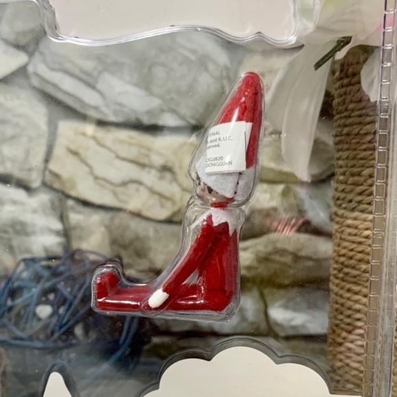 NEW Elf on the Shelf American Girl Doll Toy Worlds Smallest Christmas Tradition - Picture 3 of 3